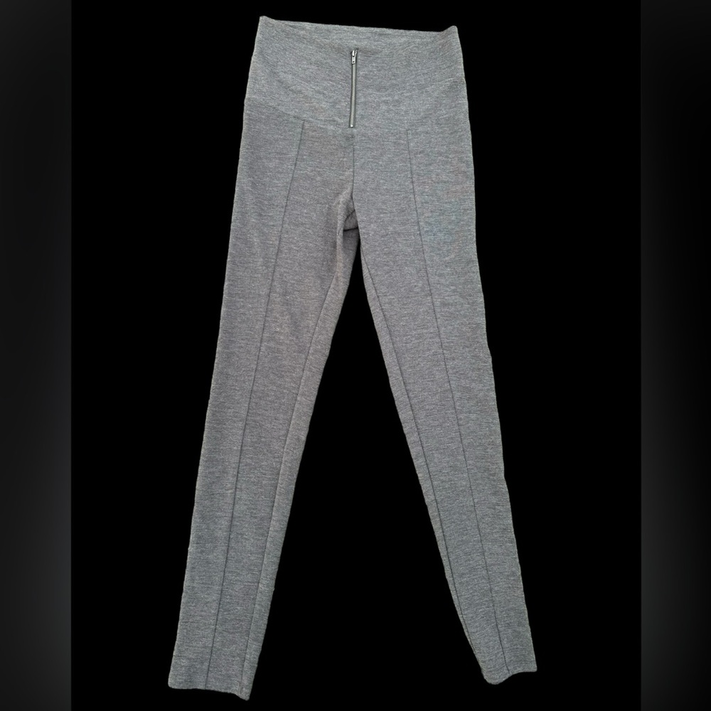 Gray cotton leggings- size medium